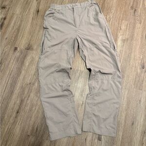 Cabela's Light Tan Cargo Pants for Men